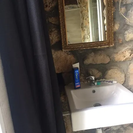 Monaco Premium Bed & Breakfast